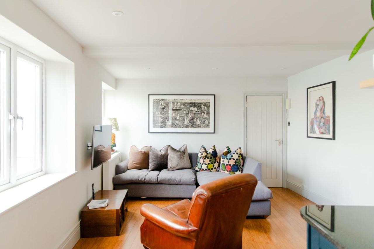 Star & Garter Apartment Falmouth Bagian luar foto
