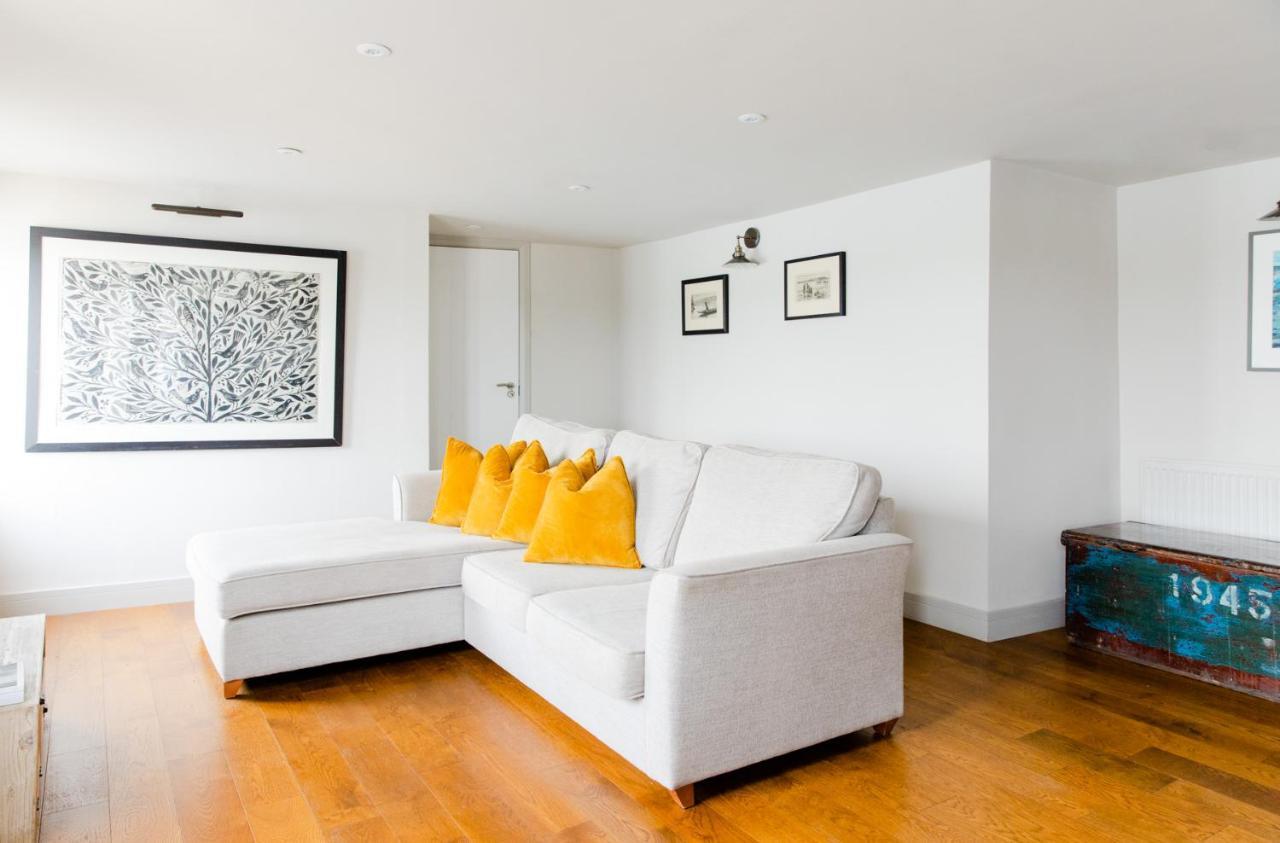 Star & Garter Apartment Falmouth Bagian luar foto