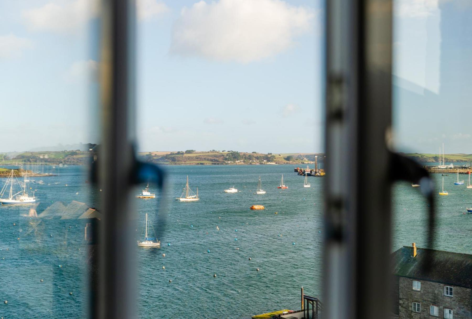 Star & Garter Apartment Falmouth Bagian luar foto